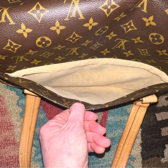 🌟LOUIS VUITTON 🌟 AUTHENTIC 🌟 The Beverly GM 🌟Monogram Canvas/Leather - Picture 13 of 16